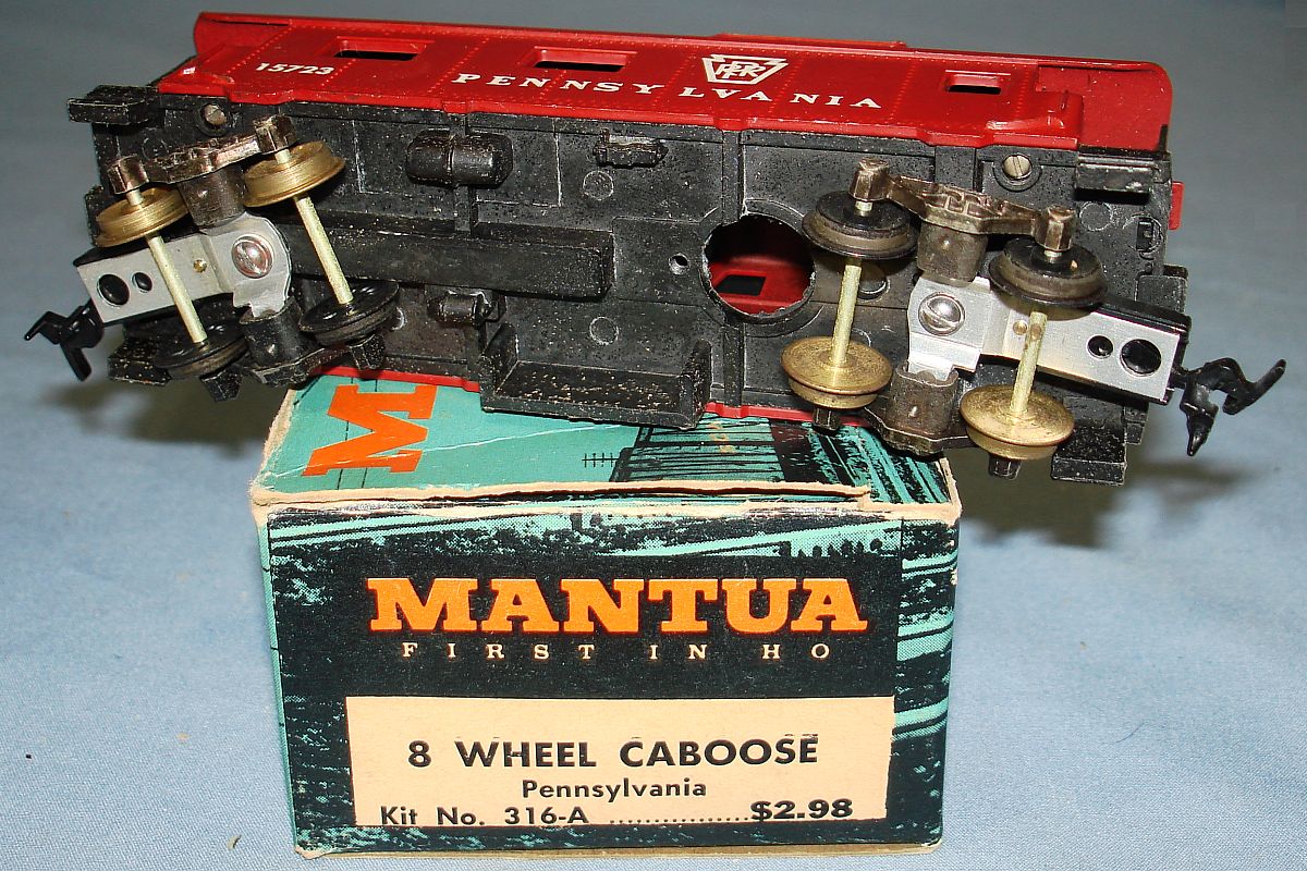 MANTUA MODEL RAILROAD TRAIN KIT 316A 8 WHEEL CABOOSE PENNSYLVANIA